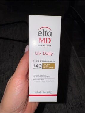 NIB - EltaMD UV Daily Tinted Sunscreen -  1.7oz